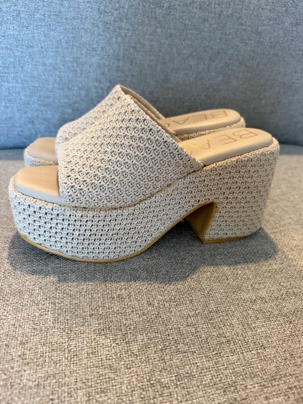 Light Tan/ Cream Crochet Platform Slide Sandals